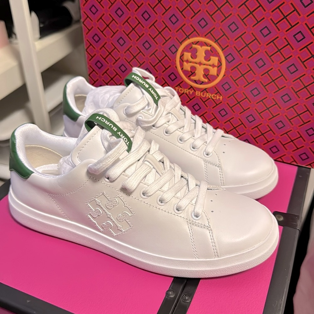 Tory Burch Sneakers 7M NIB
